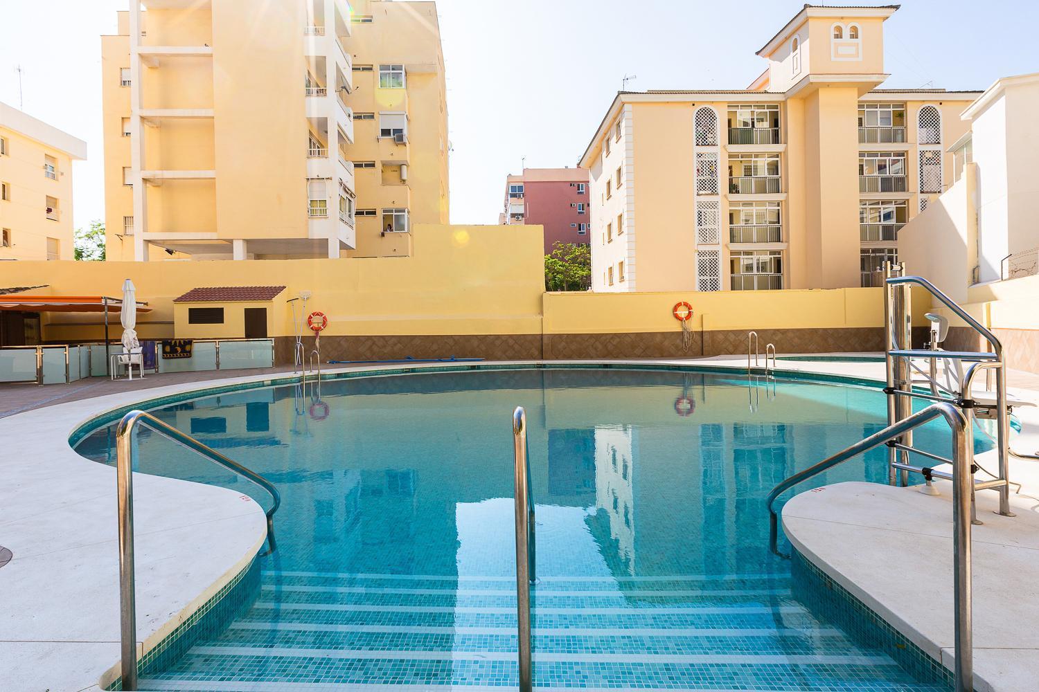 Ver952 - Vistas Mar Y Piscina, Wifi, Playa 600 Metros, Centro 150 Metros Torremolinos Exteriör bild
