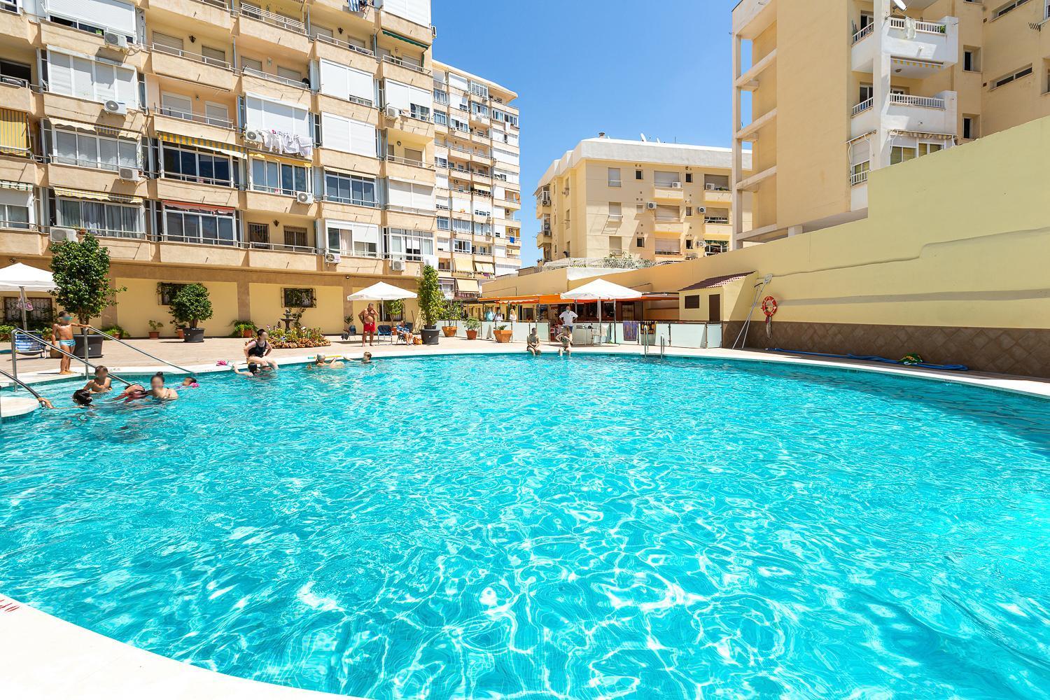 Ver952 - Vistas Mar Y Piscina, Wifi, Playa 600 Metros, Centro 150 Metros Torremolinos Exteriör bild